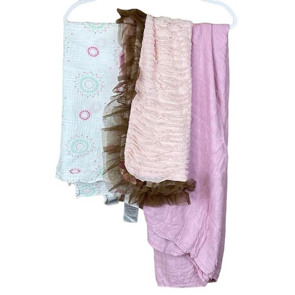 Aden + Anais and Haute Baby Swaddling Blankets Bamboo Lot of 3 Pink Floral - Picture 1 of 13